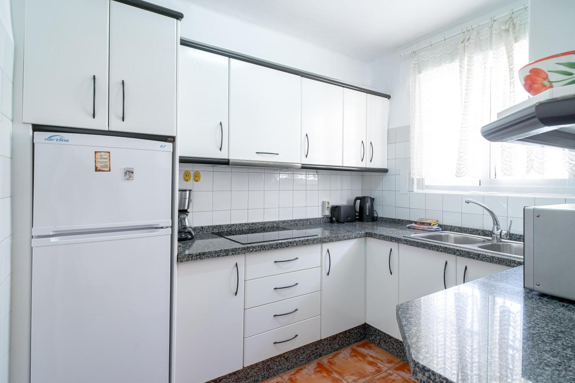 Coronado 148 Apartments Casasol 네르하 외부 사진