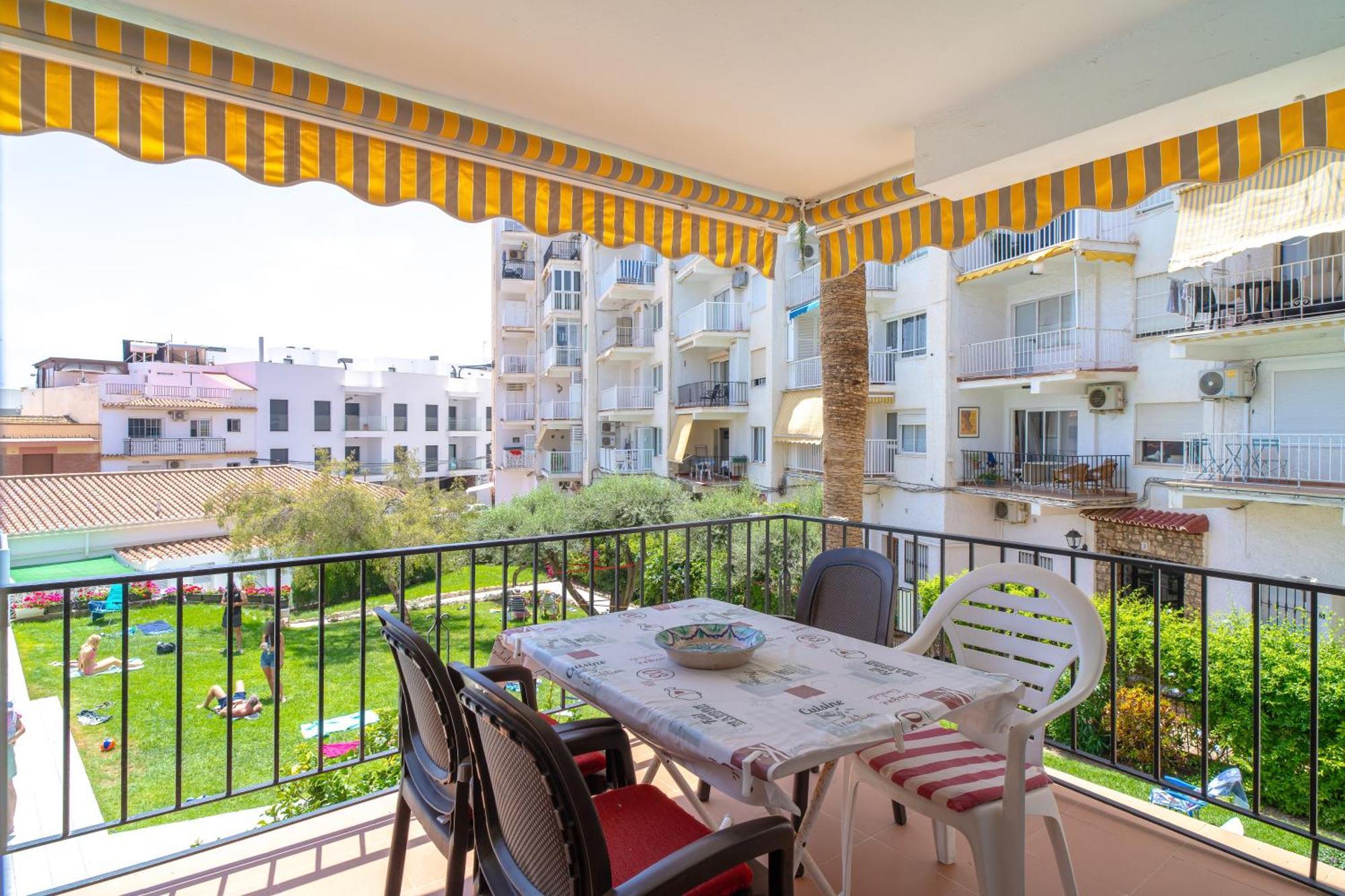 Coronado 148 Apartments Casasol 네르하 외부 사진